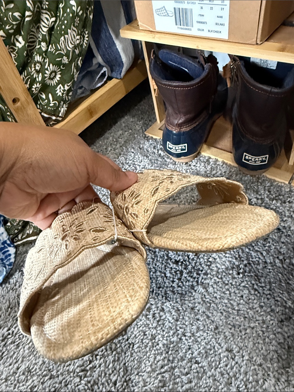 New with tags A New Day Nwt 8.5 Eyelet Rattan Slides boho vacation - Picture 4 of 7